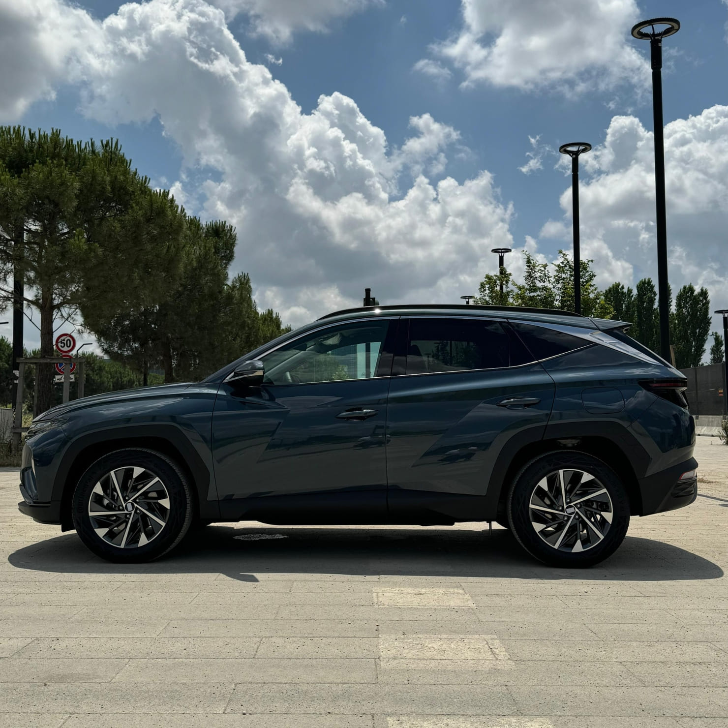 Long-term car rental Albania